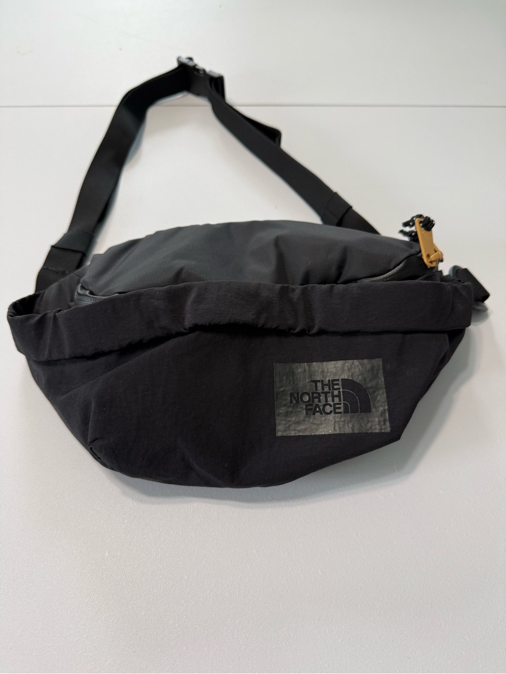 The North Face Mountain Lumbar Pack Belt Crossbody Bag Black Lightweight OS